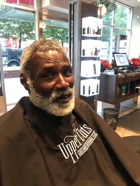 Red Carpet Movie Pre-screening & help 75 veterans!