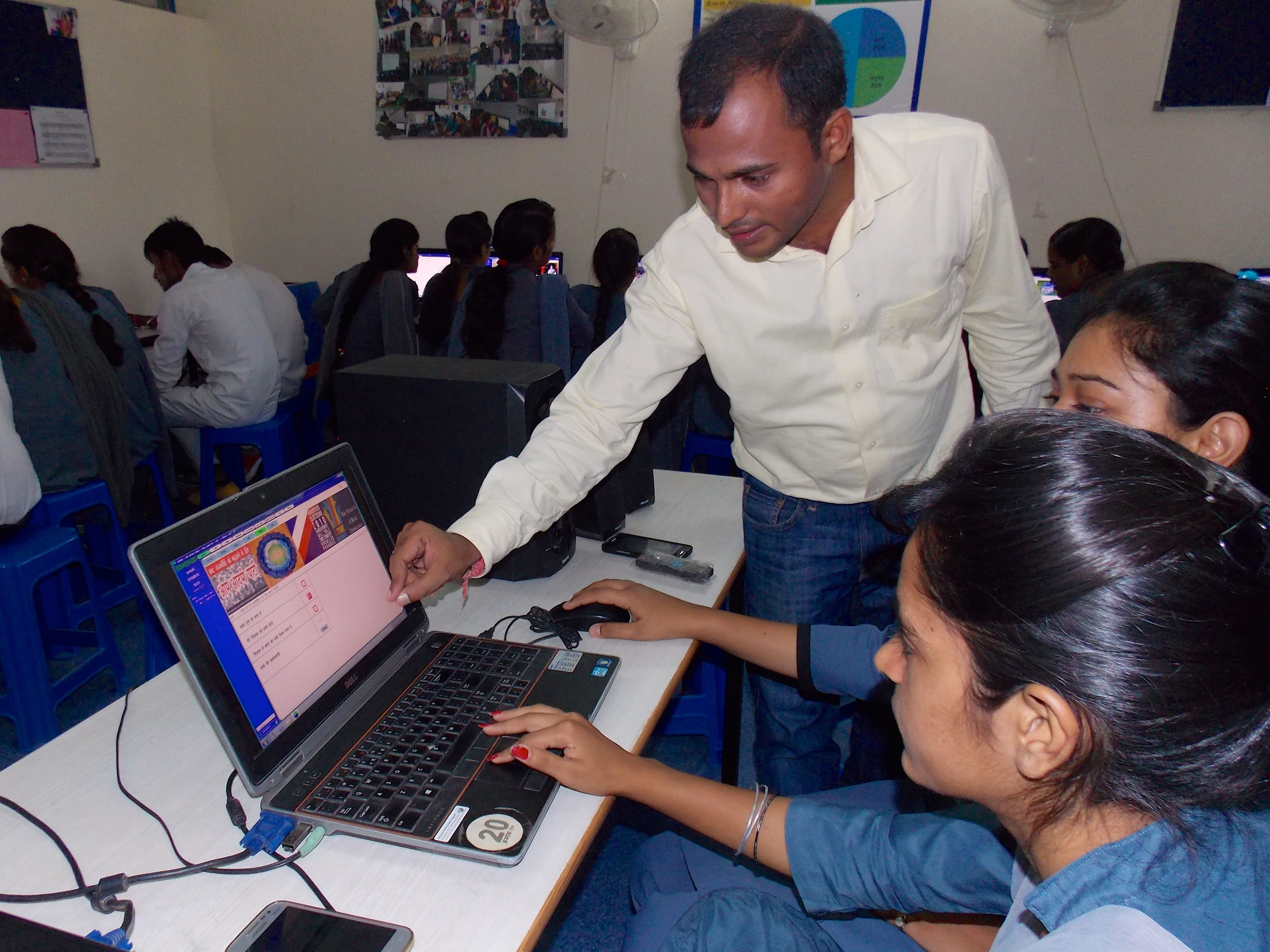 Empowering Future Teachers with Digital Education - GlobalGiving 