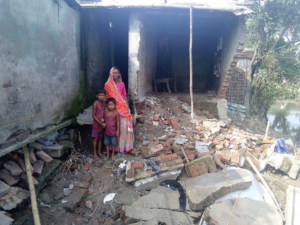 Rebuild 200 women's homes destroyed by Bihar flood