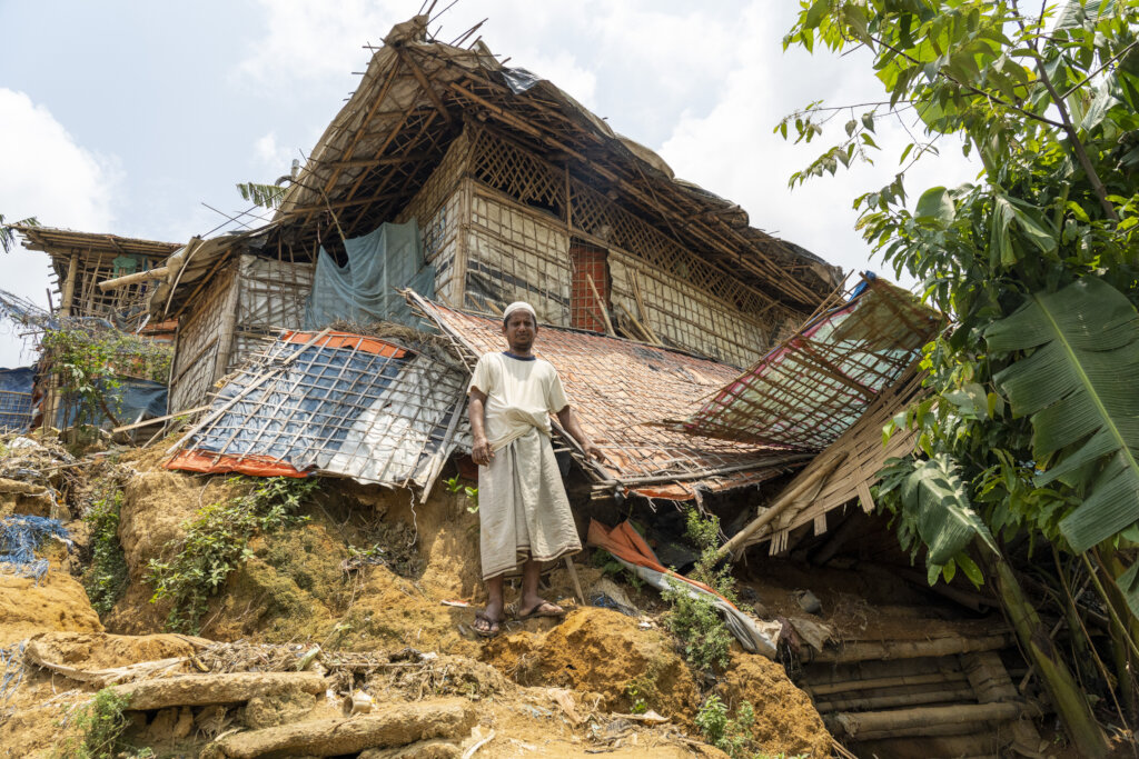 Assist Rohingya Refugees in Bangladesh