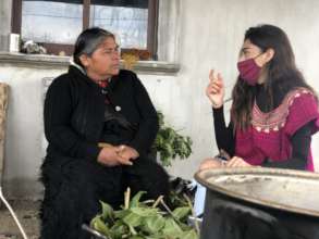 Felipa and Moni sharing their knowledge