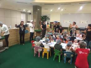 Kids Ready to Be "Chefinhos" (little chefs)