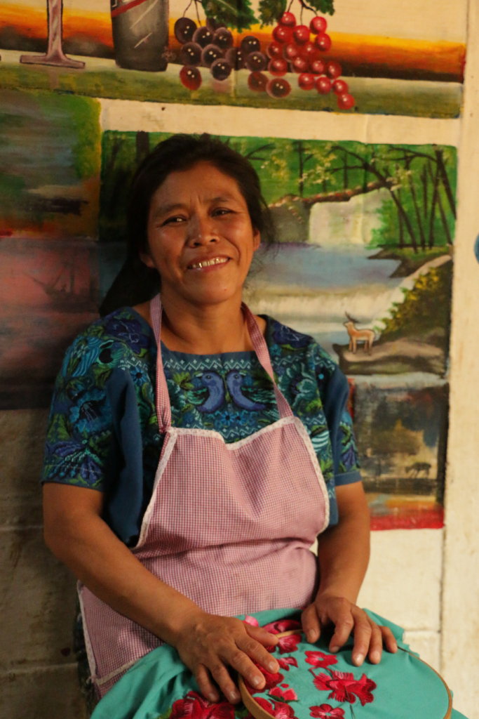 Help buy solar-powered lamps for Maya beading coop