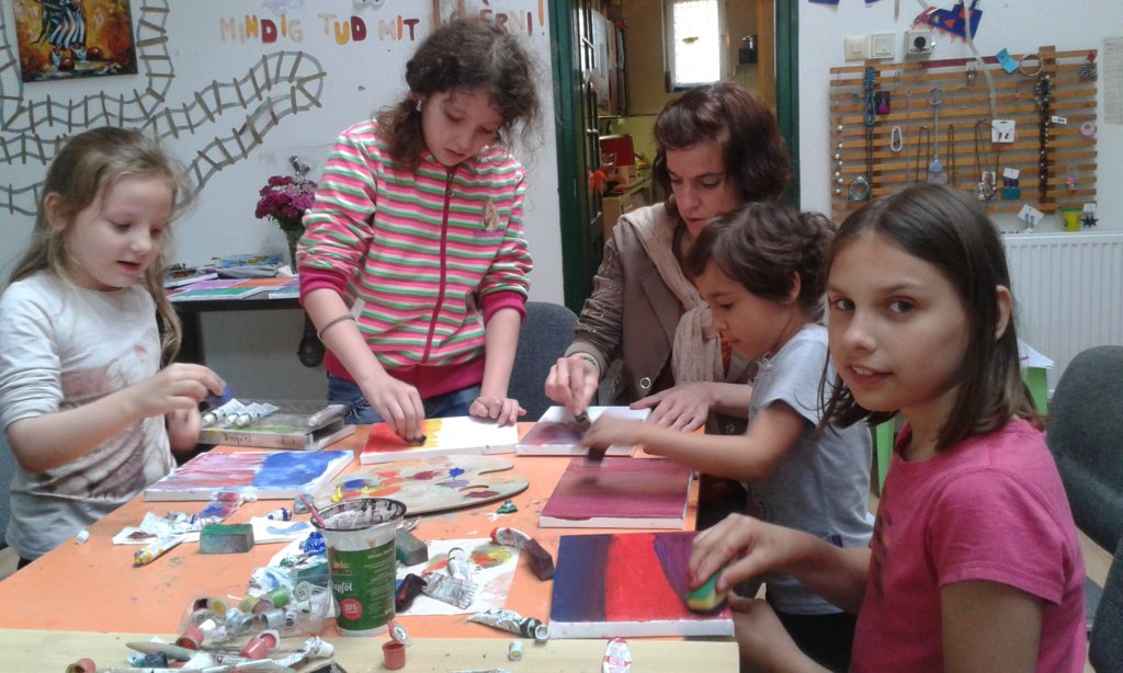 BRIDGE - Give Disadvantaged Kids a Chance, Hungary