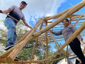 Building a classroom at Atzin House