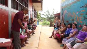 Local health post Dr. Patricio informing mothers