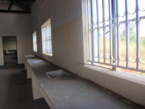 Lab pic interior sinks empty lab June 2009