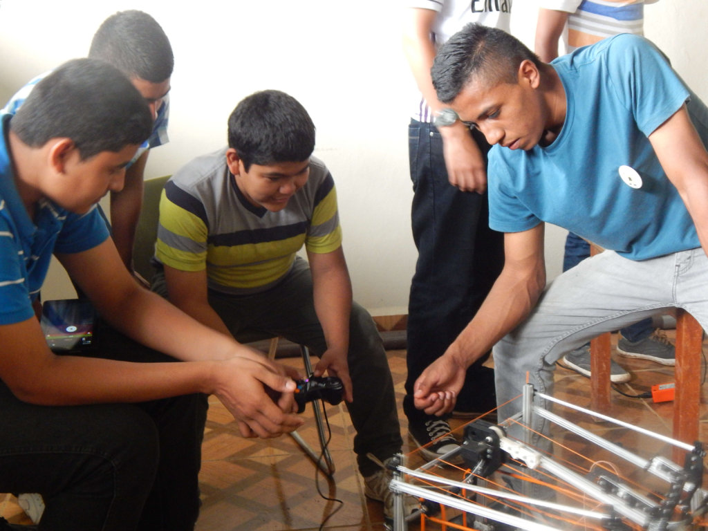 Send Honduran Robotics Team to Mexico City