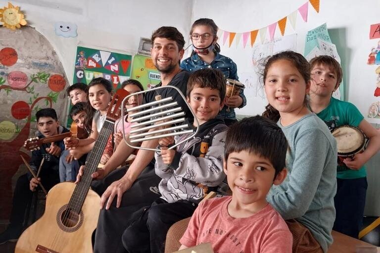 Provide Education for 300 Children in Argentina