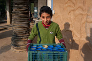 Delivering licuados to his class