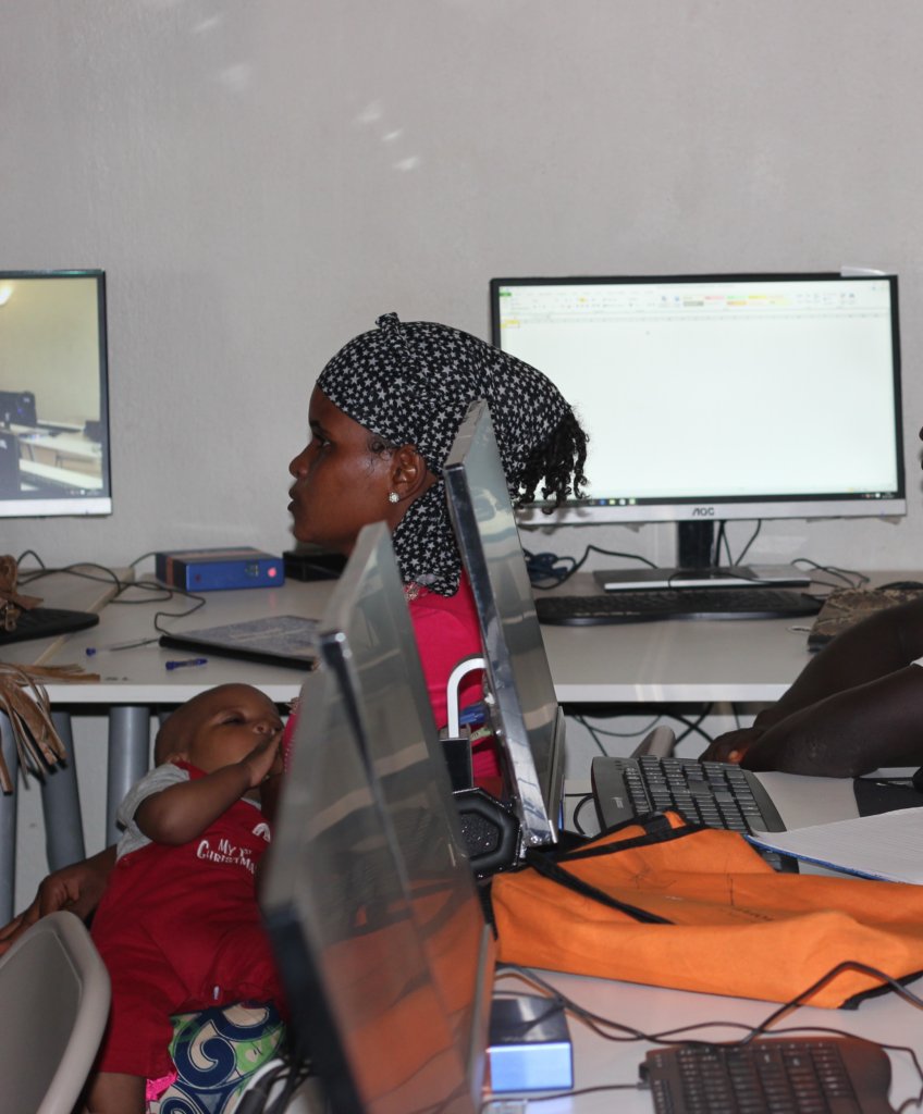 Help Provide Access to a Computer Lab For Youths