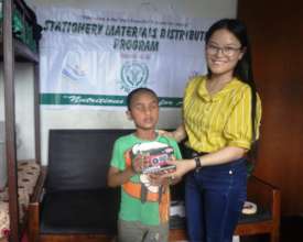 Hari receiving radio