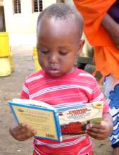 Bringing books to over 10,000 children in Kenya