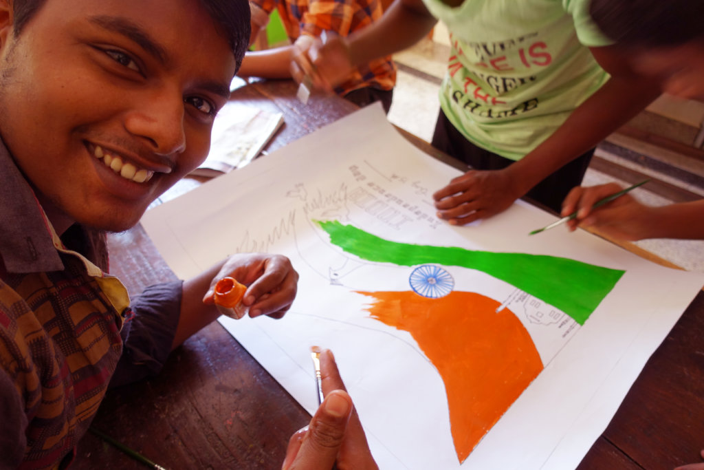 Food for street children in India during Christmas