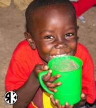 Everyone is happy after having a cup of uji!