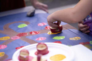 Creative activities with local apples