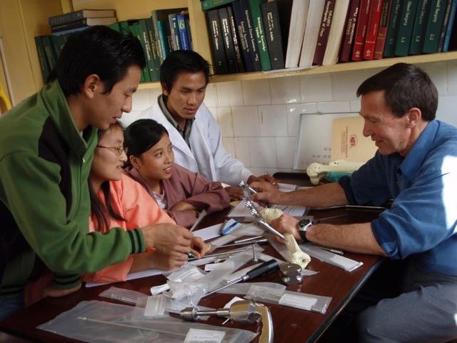 Empower 4,000 Health Workers around the Globe