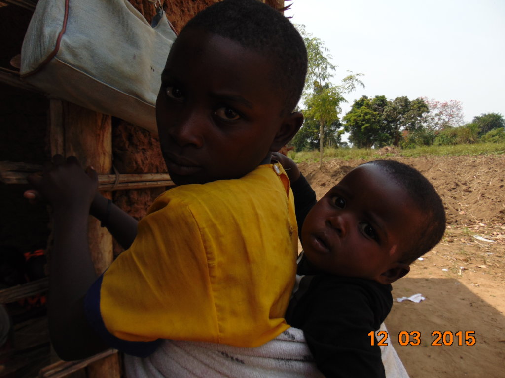 Support 50 teenage mothers get basic neccesities