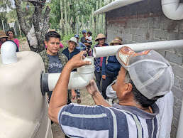 Assembling a system during a technical training