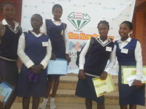 GIRLS EXPRESSION OF HOPE