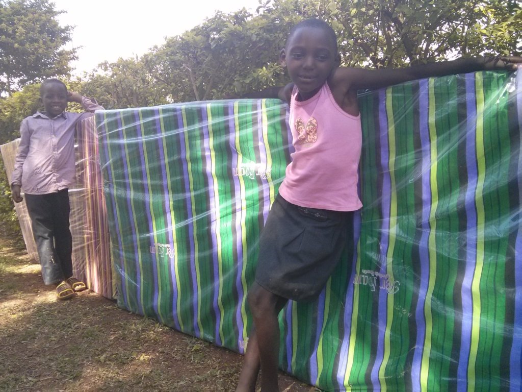 Provide mattresses to 60 needy children