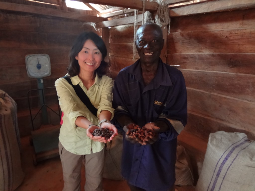 Providing School Supplies to 100 Children in Ghana