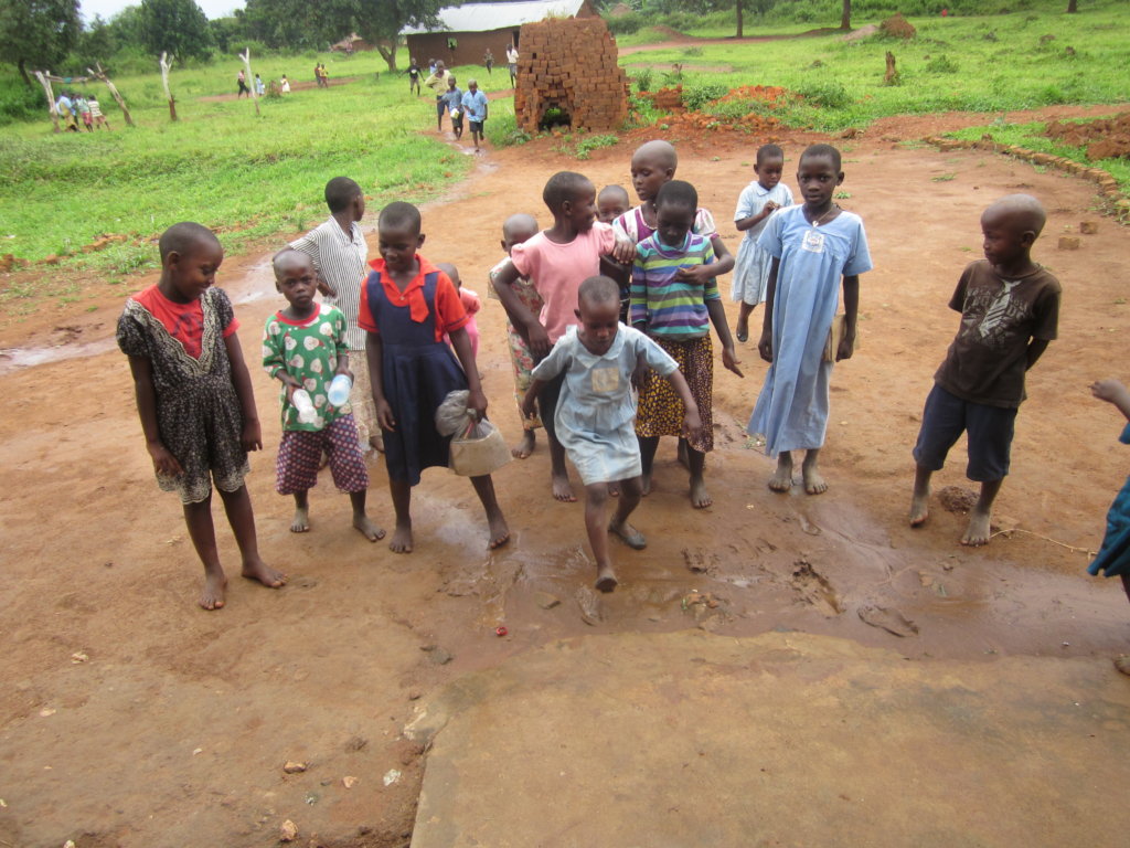 Support unmet needs of 100 OVC in Kampala, Uganda