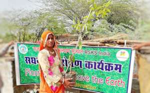 Planting A Tree; Save the Environment & Earth !!