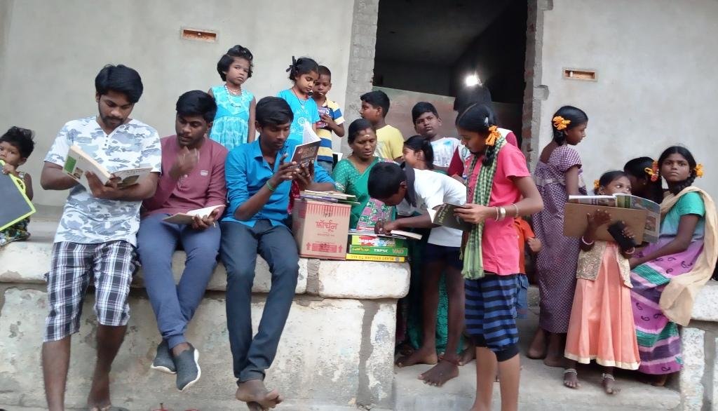 Mobile library in Kodappu