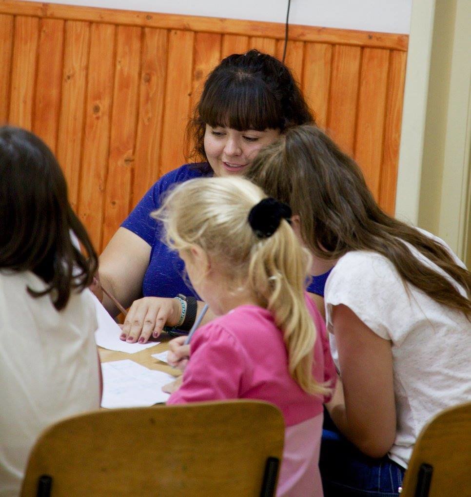 Provide Summer Camps for 500 Youth in Transylvania