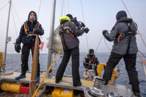 Sampling microplastic on the edge of the iceshelf