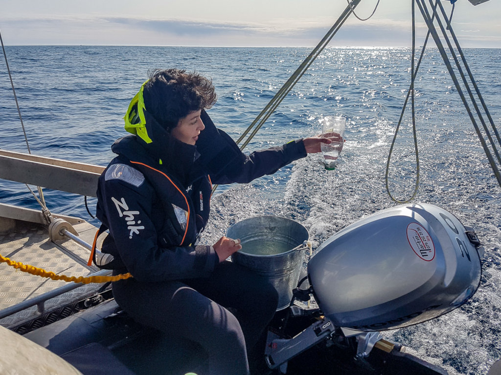 Polar expedition to free the oceans from plastic