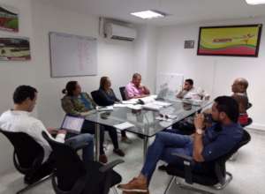 Presentes en audiencias de adjudicacion