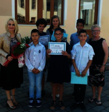 Casa Mea: Felicia & Jan with some of the children