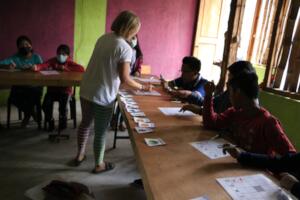 Learning from other cultures in Spanish and Englis