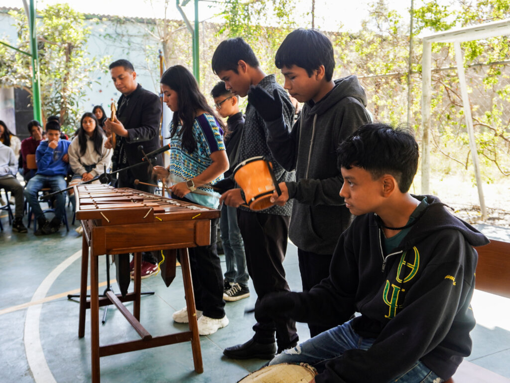 Help Feed and Support 600 Students in Guatemala