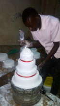 Designing a wedding Cake