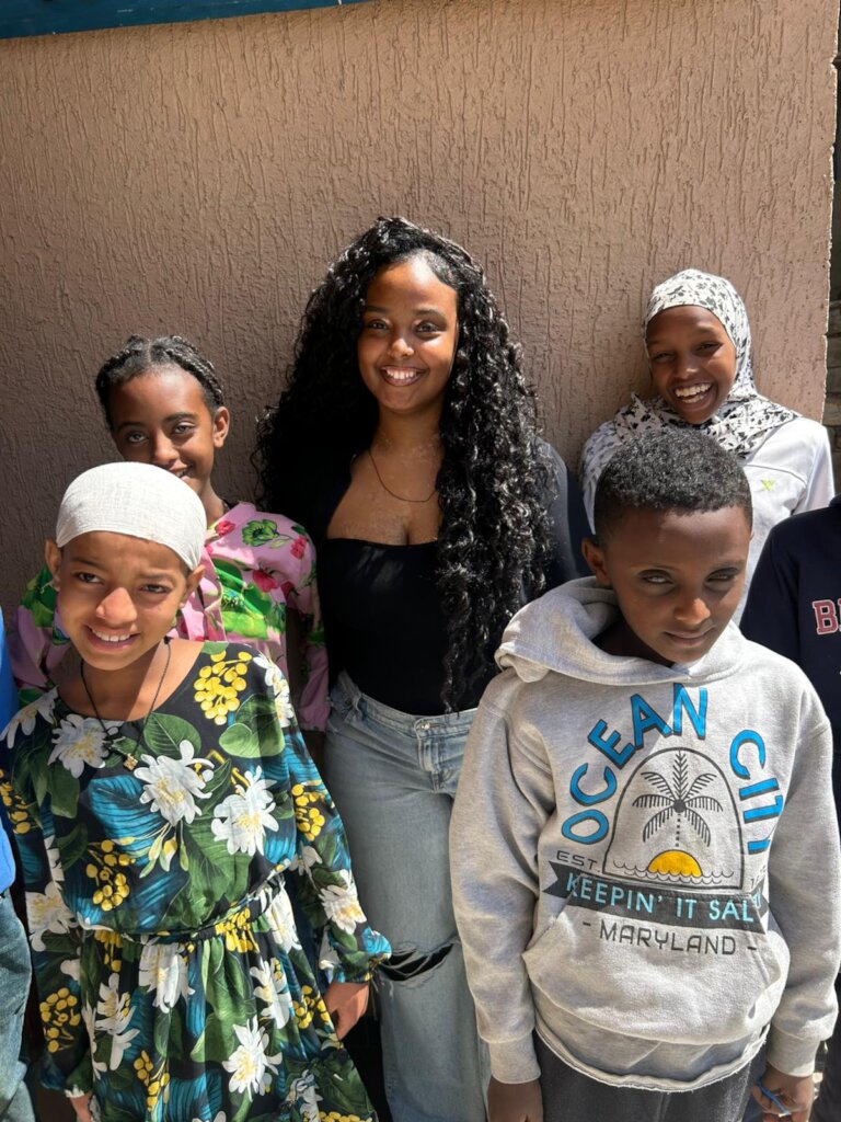 Rakeb - Volunteer from Canada with the kids