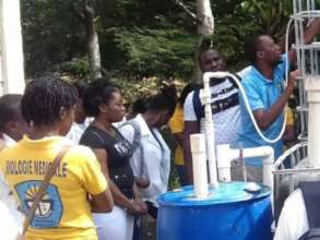 Students learn to build a biodigester