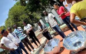 Training for solar cooking in Jacmel