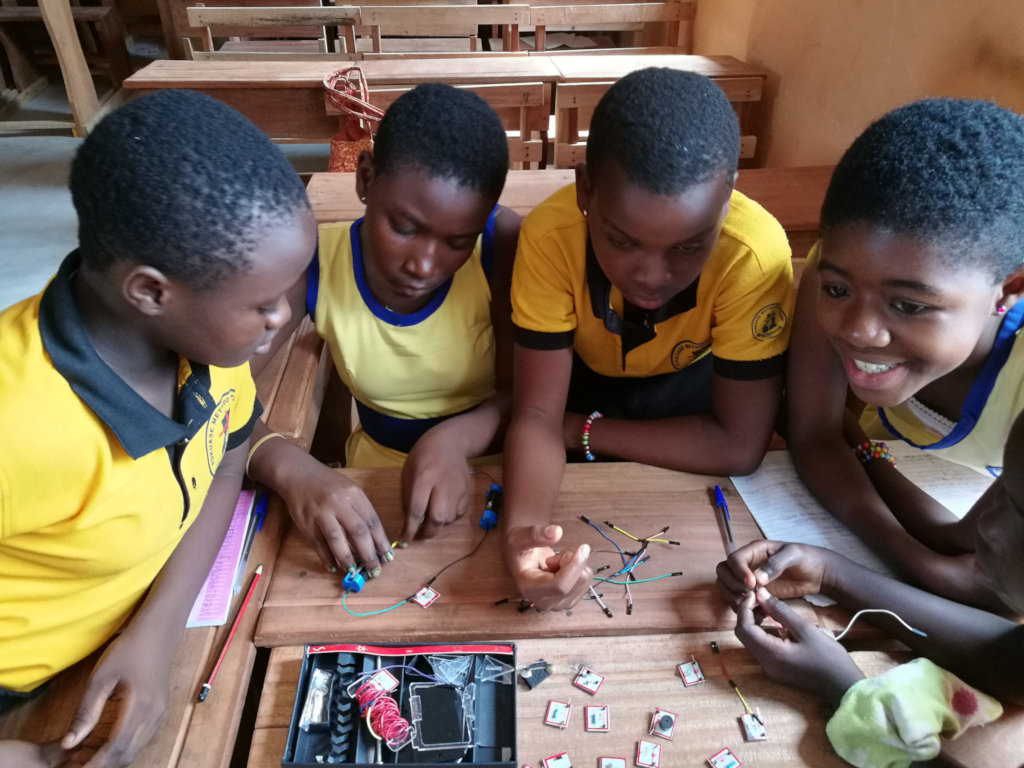 Support science clubs for 600 girls in Ghana