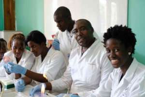 Participants of the 2017 Phage Workshop in Uganda