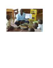 Jean_ reading to new 2018 students