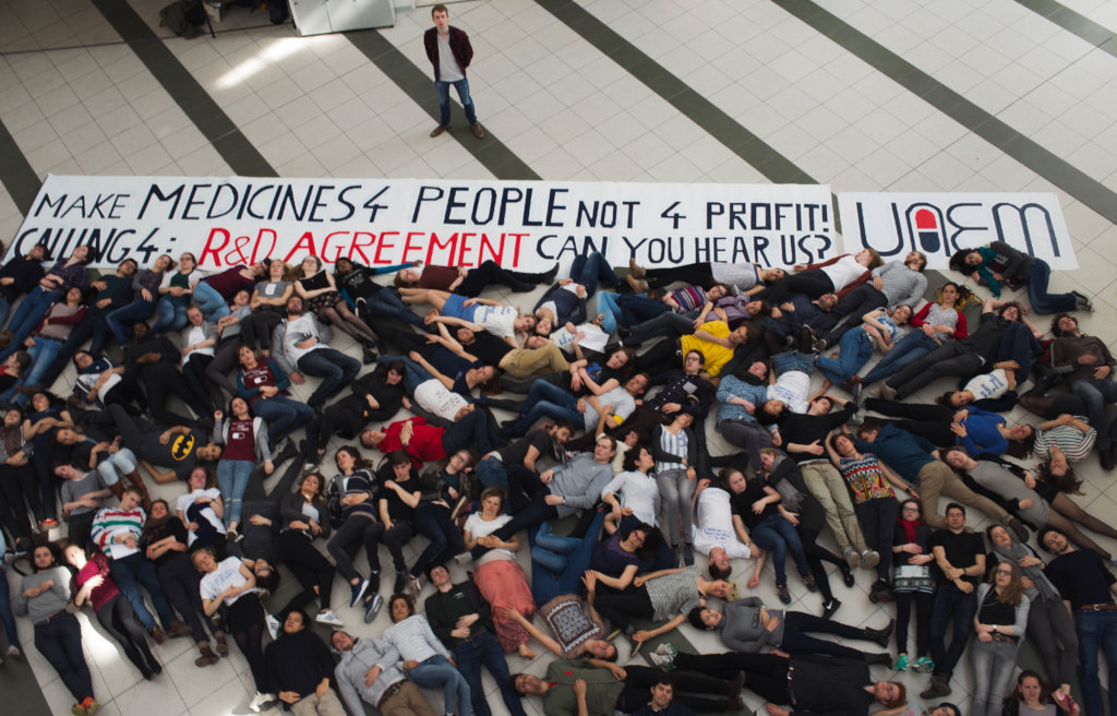 Free the Vaccine for Covid-19!