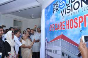 Mrs Brigit Kannanthanam laying foundation stone