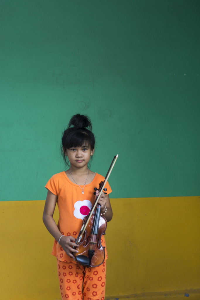 Share your Love of the Arts this Holiday Season