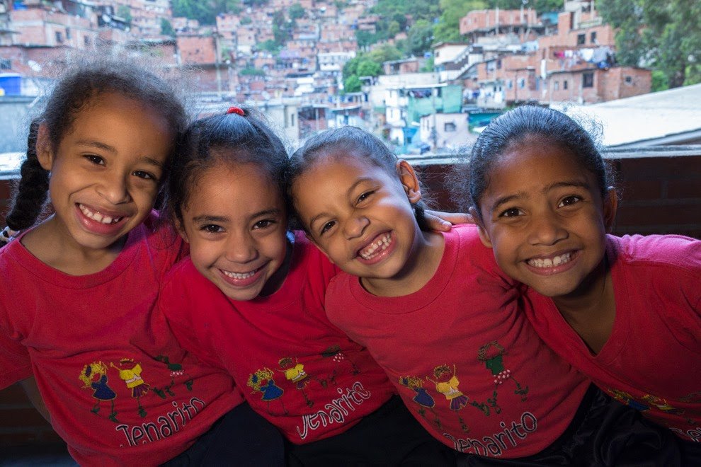 VENEZUELA: QUALITY EDUCATION FOR 400 DEPRIVED KIDS