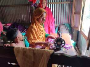 Working with tailoring machine