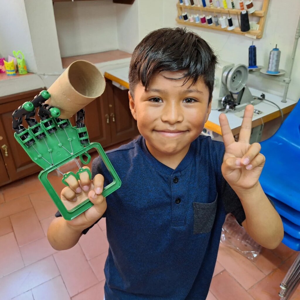 50 Deaf Children In Mexico Need Sign Language