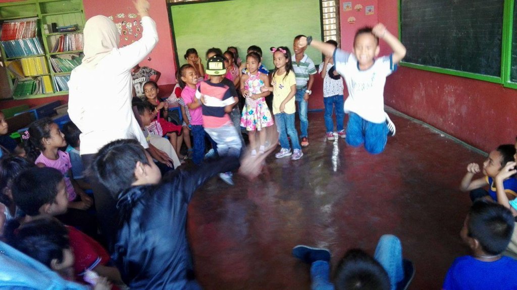 Help 200 Children Stop Violence by Music and Arts